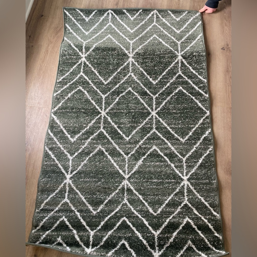 New Safavieh Adirondack Rug in Green and Cream 3’x5’